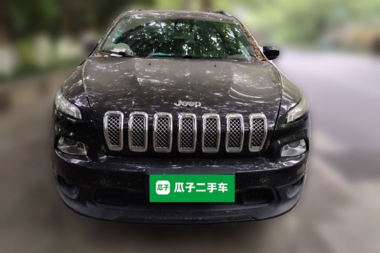 Used Jeep Cherokee 2016 2.0L Superior Edition Front