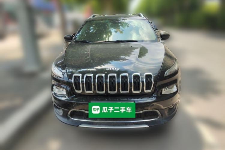Used Jeep Cherokee 2016 2.4L Professional Smart Version Front