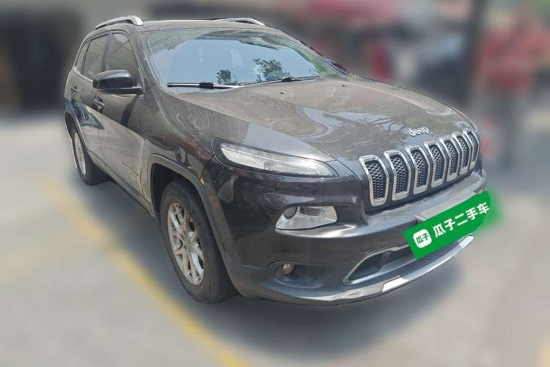 Used Jeep Cherokee 2016 2.4L Professional Edition Front Right 45 Deg