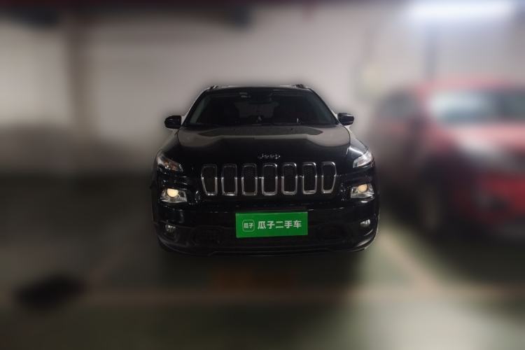 Used Jeep Cherokee 2016 2.0L Superior Edition Front
