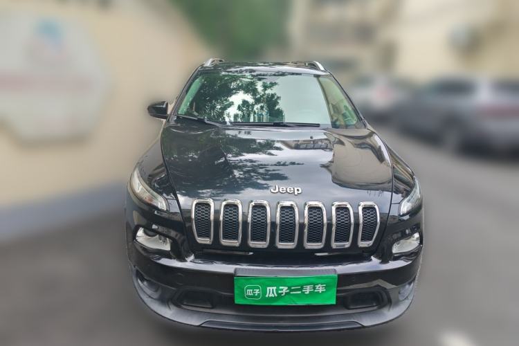 Used Jeep Cherokee 2016 2.0L Superior Edition Front