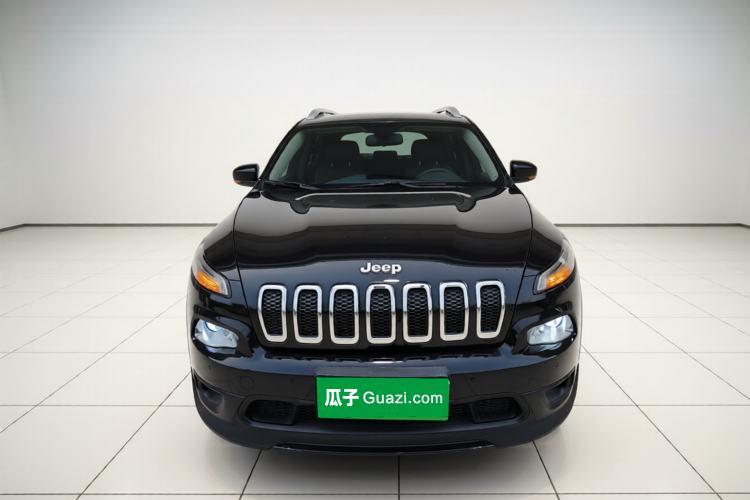 Used Jeep Cherokee 2016 2.4L Leading Smart Version Front