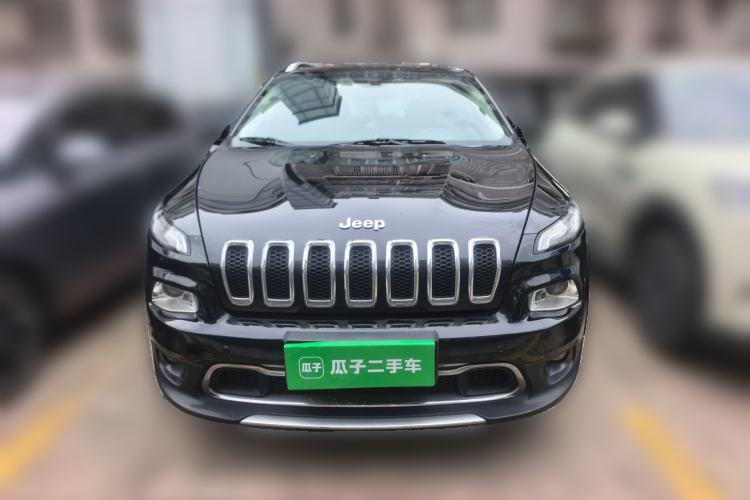Used Jeep Cherokee 2016 2.4L Leading Smart Version Front