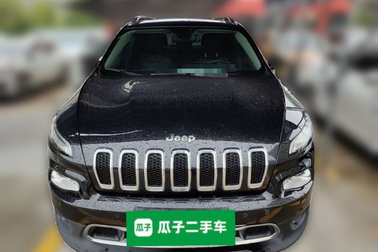 Used Jeep Cherokee 2016 2.4L Professional Edition Front