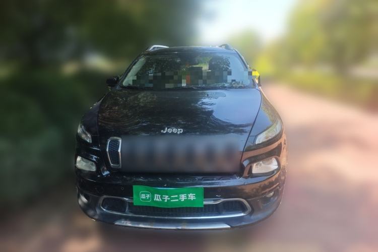 Used Jeep Cherokee 2016 2.4L Professional Smart Version Front