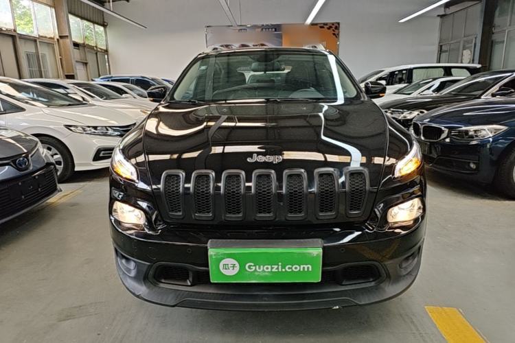 Used Jeep Cherokee 2016 2.4L Leading Edition Front