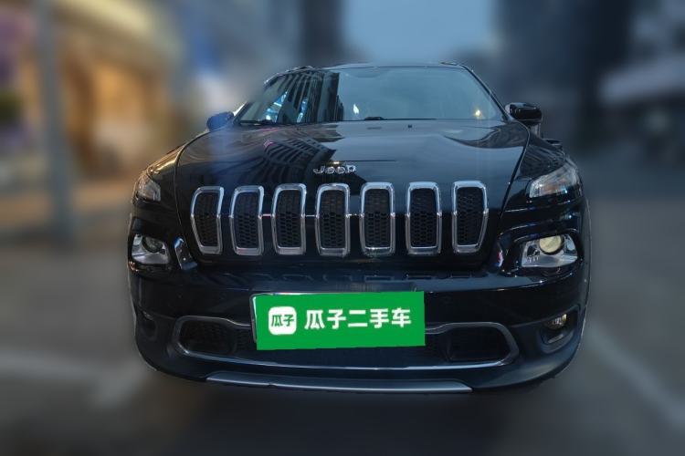 Used Jeep Cherokee 2016 2.4L Superior Edition Front