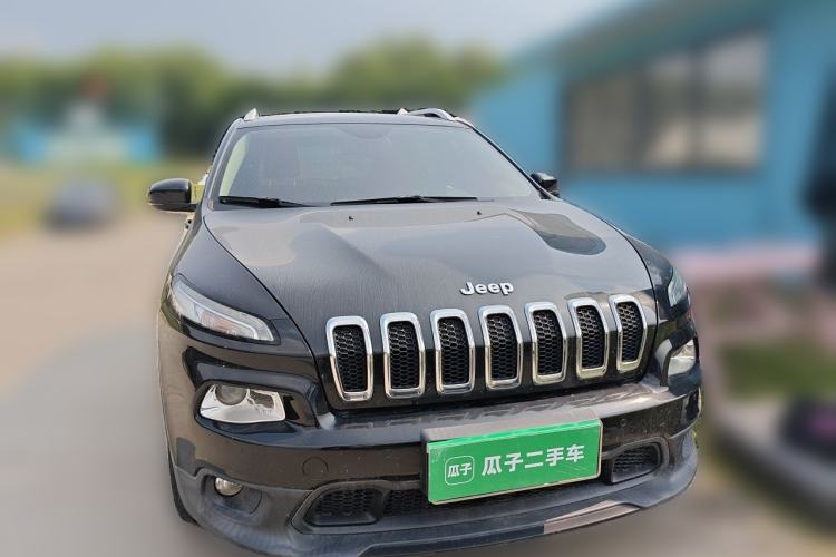 Used Jeep Cherokee 2016 2.0L Superior Edition Front
