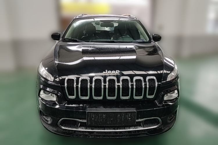 Used Jeep Cherokee 2016 2.4L Professional Smart Version Front