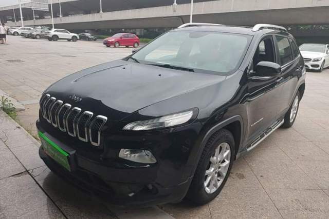 Used Jeep Cherokee 2016 2.4L Leading Edition
