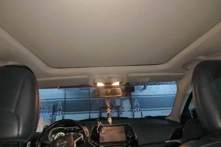 Used Jeep Cherokee 2016 2.4L Professional Edition Headliner