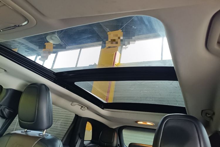 Used Jeep Cherokee 2016 2.4L Leading Edition Headliner