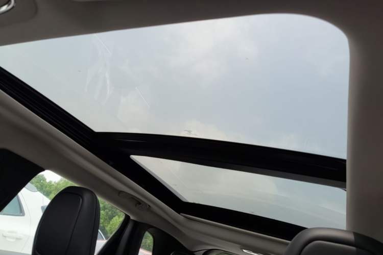 Used Jeep Cherokee 2016 2.0L Superior Edition Headliner