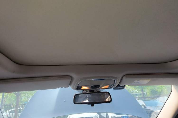 Used Jeep Cherokee 2016 2.4L Leading Edition Headliner