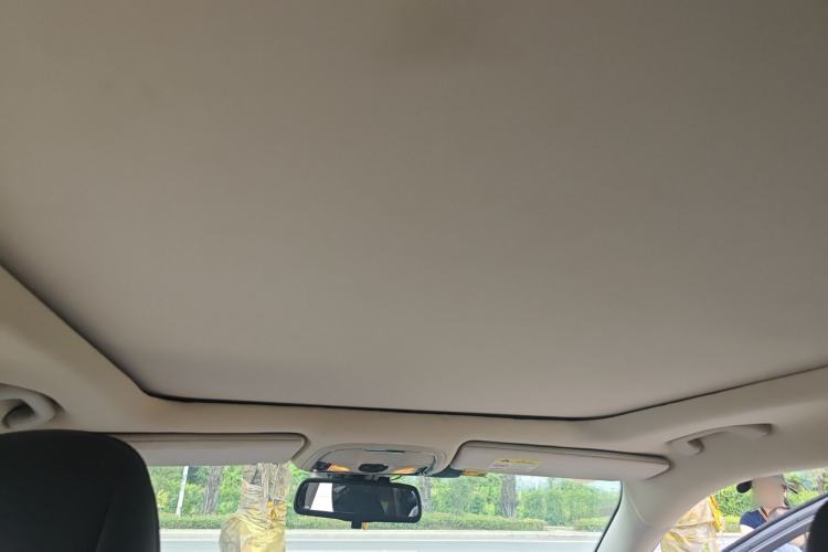 Used Jeep Cherokee 2016 2.4L Leading Edition Headliner