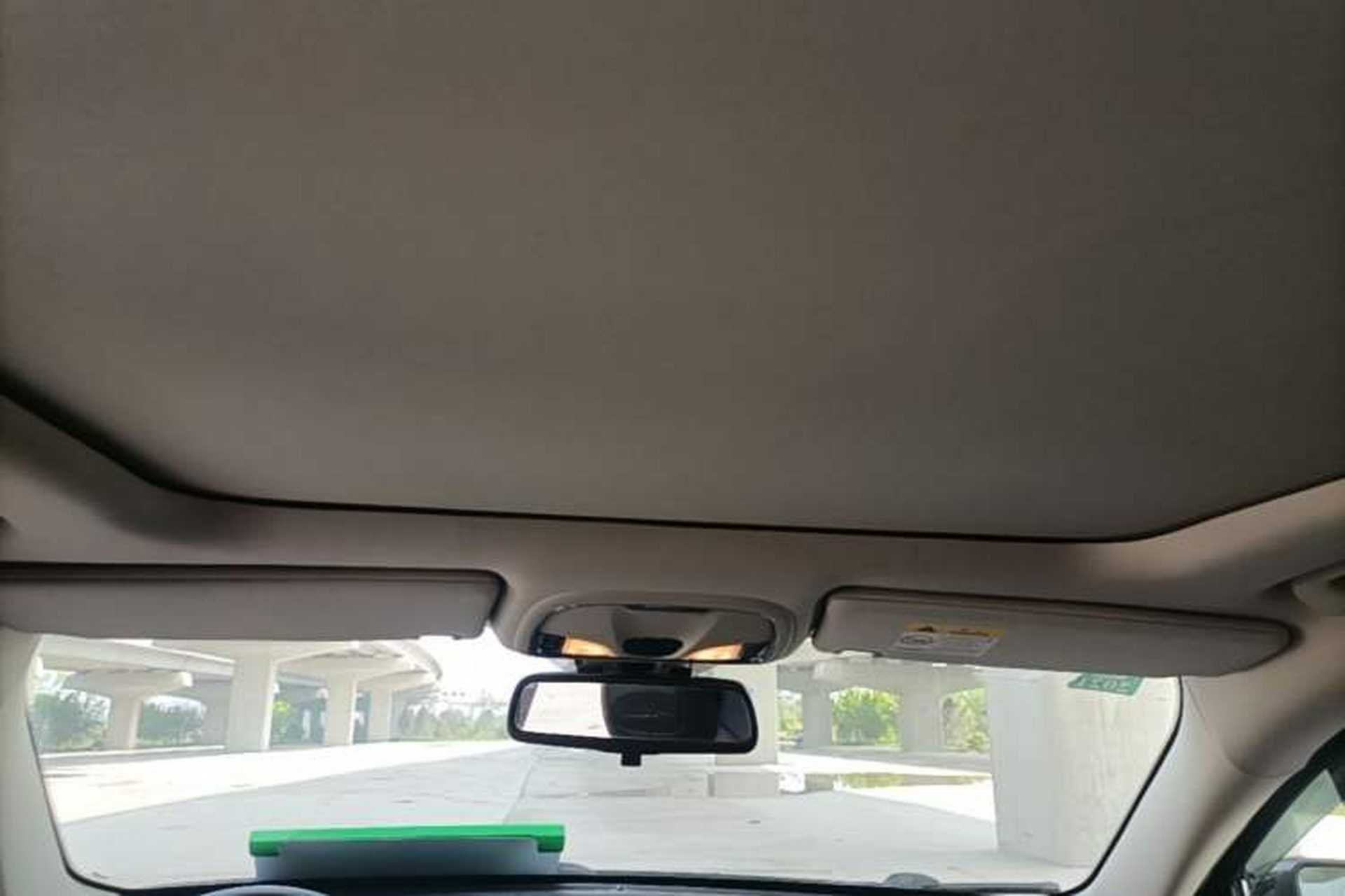 Used Jeep Cherokee 2016 2.4L Leading Smart Version Headliner