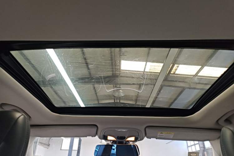 Used Jeep Cherokee 2016 2.4L Leading Edition Headliner