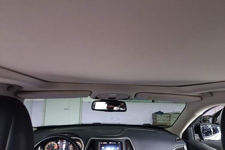Used Jeep Cherokee 2016 2.4L Professional Smart Version Headliner