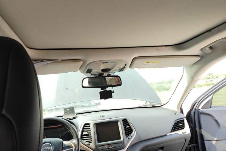 Used Jeep Cherokee 2016 2.0L Superior Edition Headliner