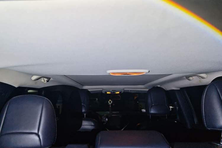 Used Jeep Cherokee 2016 2.4L Professional Smart Version Headliner