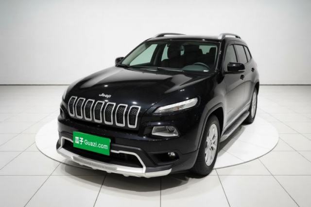 Używany Jeep Cherokee 2016 2.0L Superior Edition