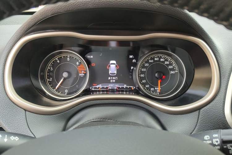Used Jeep Cherokee 2016 2.4L Leading Smart Version Instrument Cluster