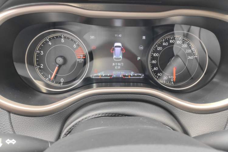 Used Jeep Cherokee 2016 2.0L Superior Edition Instrument Cluster