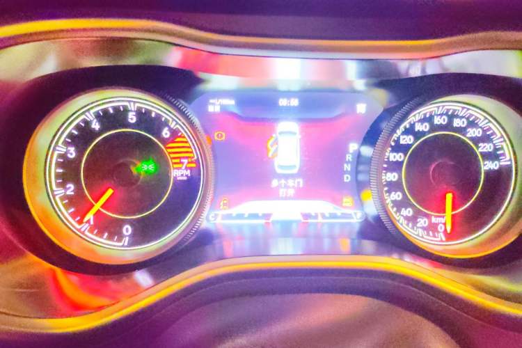 Used Jeep Cherokee 2016 2.4L Superior Edition Instrument Cluster