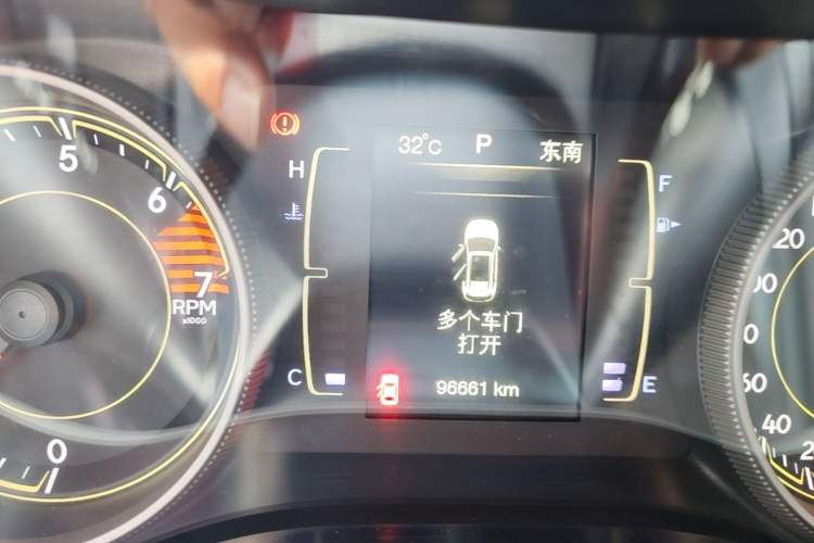 Used Jeep Cherokee 2016 2.4L Leading Edition Instrument Cluster