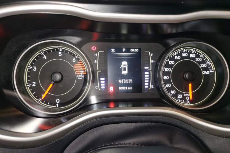 Used Jeep Cherokee 2016 2.4L Leading Edition Instrument Cluster