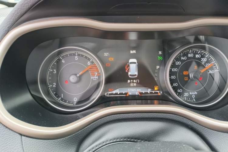 Used Jeep Cherokee 2016 2.0L Superior Edition Instrument Cluster