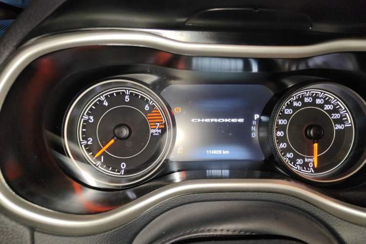 Used Jeep Cherokee 2016 2.4L Professional Edition Instrument Cluster