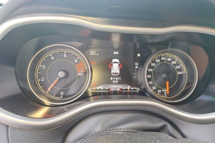 Used Jeep Cherokee 2016 2.0L Superior Edition Instrument Cluster