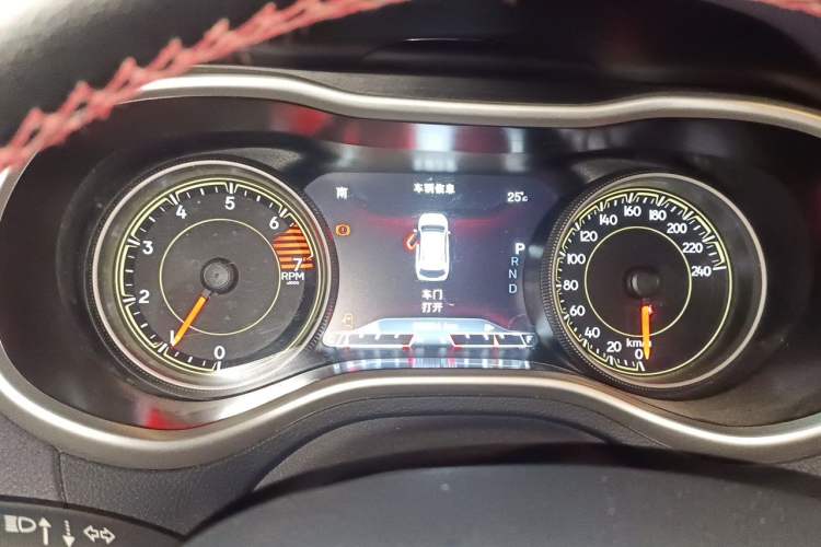 Used Jeep Cherokee 2016 2.4L Leading Edition Instrument Cluster