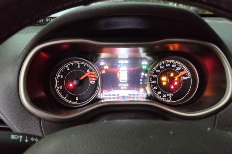 Used Jeep Cherokee 2016 2.0L Superior Edition Instrument Cluster