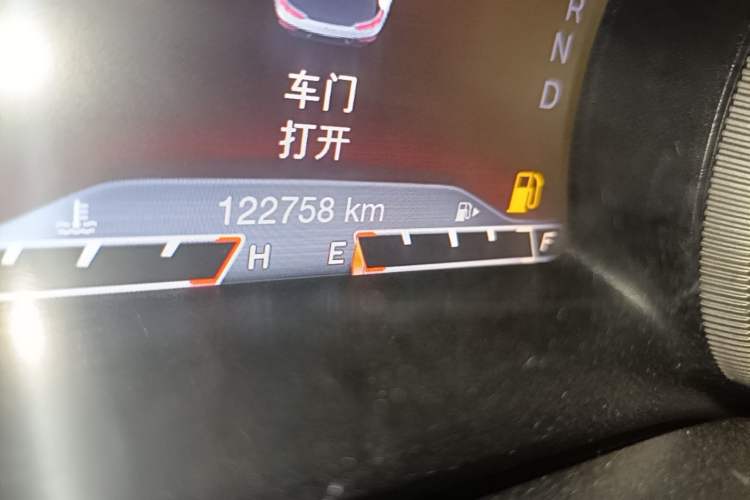 Used Jeep Cherokee 2016 2.0L Superior Edition Instrument Cluster