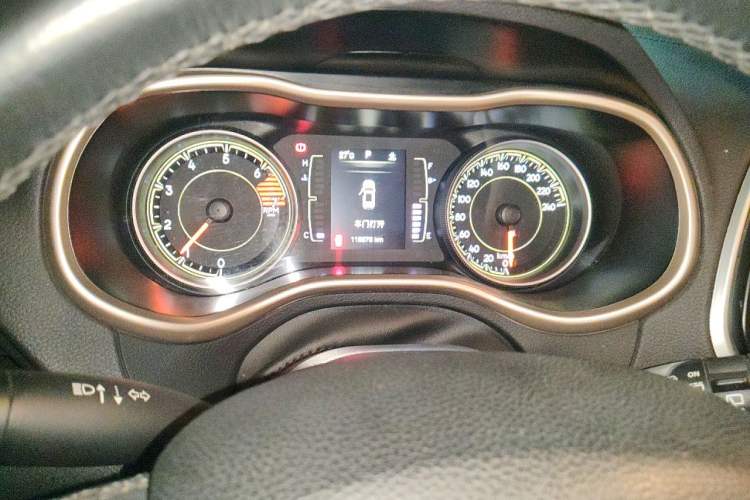 Used Jeep Cherokee 2016 2.4L Leading Edition Instrument Cluster