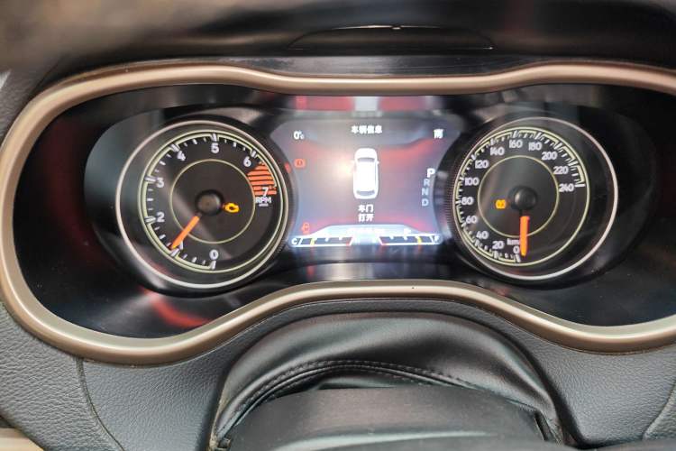 Used Jeep Cherokee 2016 2.0L Superior Edition Instrument Cluster