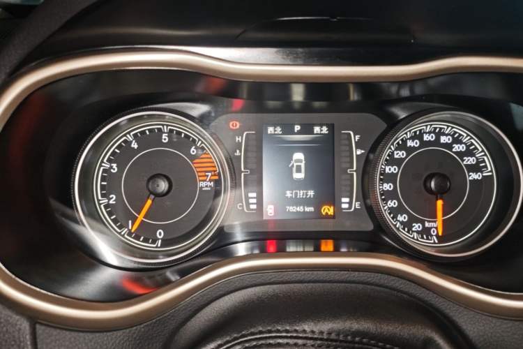 Used Jeep Cherokee 2016 2.4L Leading Edition Instrument Cluster