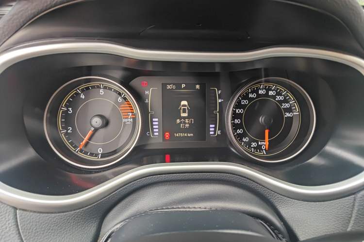 Used Jeep Cherokee 2016 2.4L Leading Edition Instrument Cluster