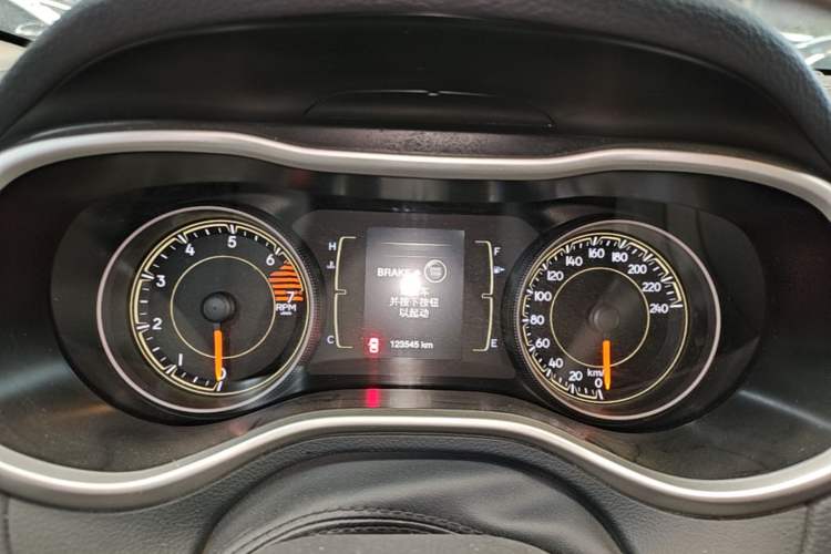 Used Jeep Cherokee 2016 2.4L Leading Edition Instrument Cluster