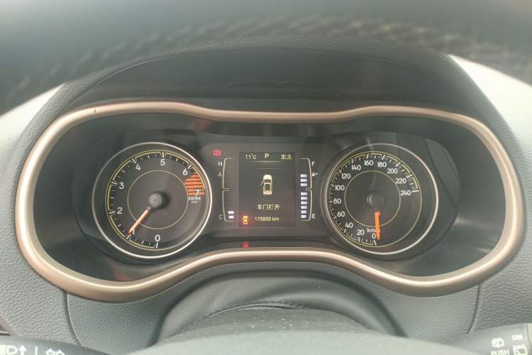 Used Jeep Cherokee 2016 2.4L Leading Edition Instrument Cluster