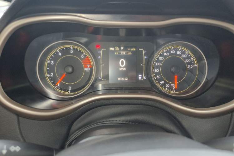 Used Jeep Cherokee 2016 2.0L Leading Edition Instrument Cluster