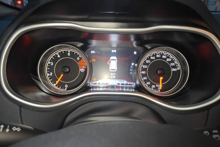 Used Jeep Cherokee 2016 2.4L Superior Edition Instrument Cluster