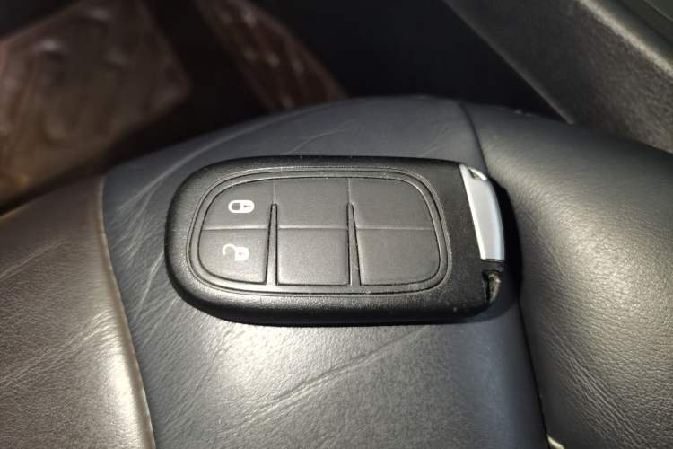 Used Jeep Cherokee 2016 2.4L Professional Smart Version Interior 1