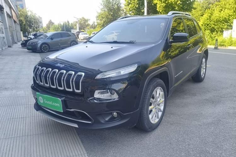 Jeep Cherokee 2016 2.4L Superior Edition usado Guazi used car, China used car export, Used car for sale, Used cars, Cheapest cars for sale