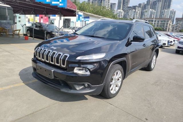 Used Jeep Cherokee 2016 2.0L Superior Edition