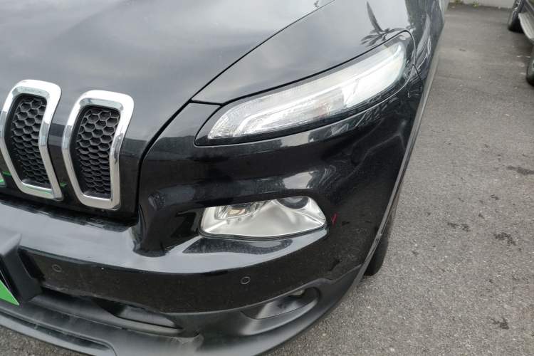 Used Jeep Cherokee 2016 2.4L Leading Edition Left Front Headlight