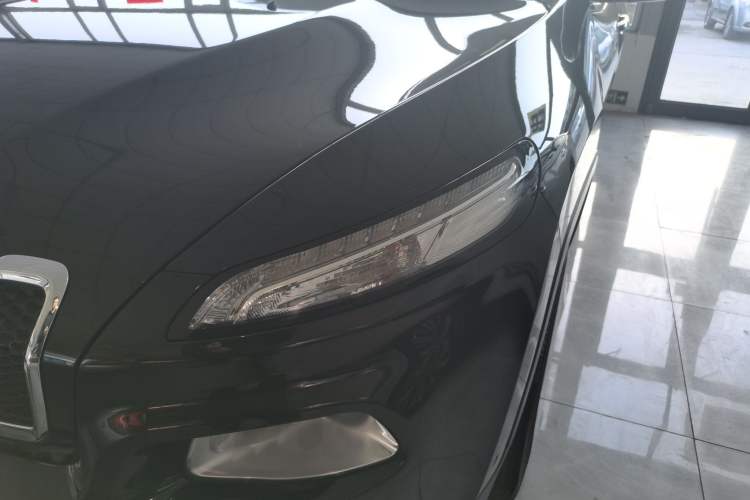 Used Jeep Cherokee 2016 2.4L Professional Smart Version Left Front Headlight