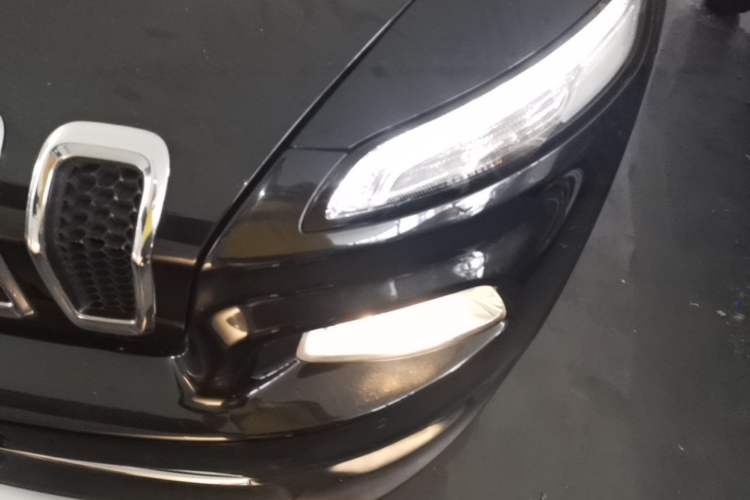 Used Jeep Cherokee 2016 2.4L Professional Edition Left Front Headlight